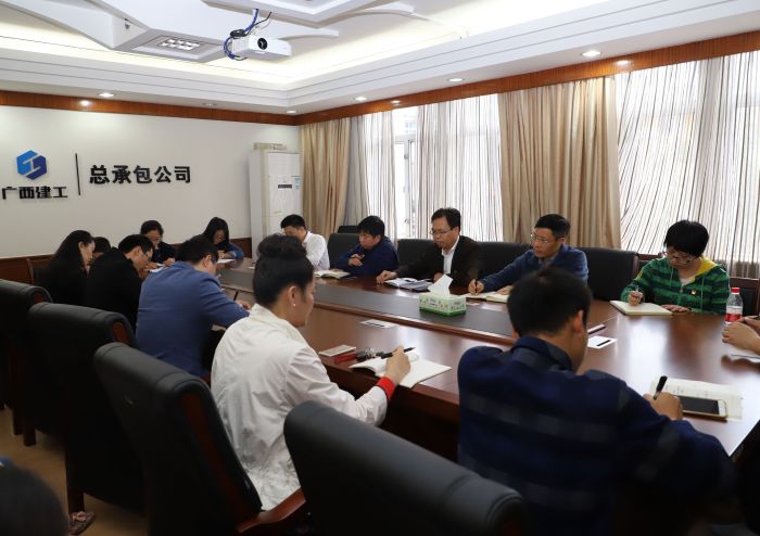 聚会现场。。。李立云 摄.jpg