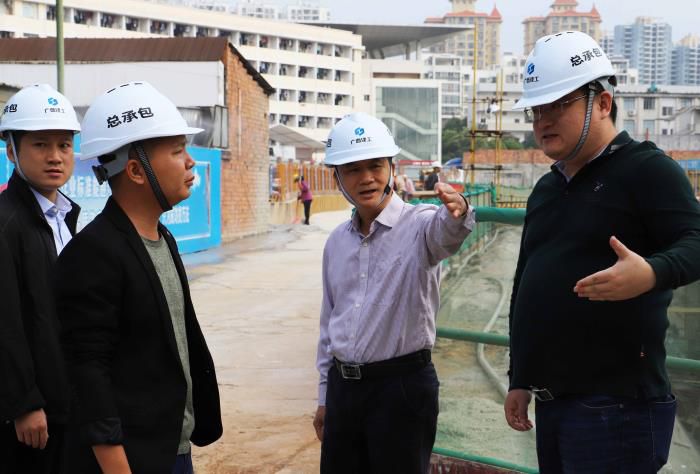 6检查现场。。侯健杰 摄700.JPG