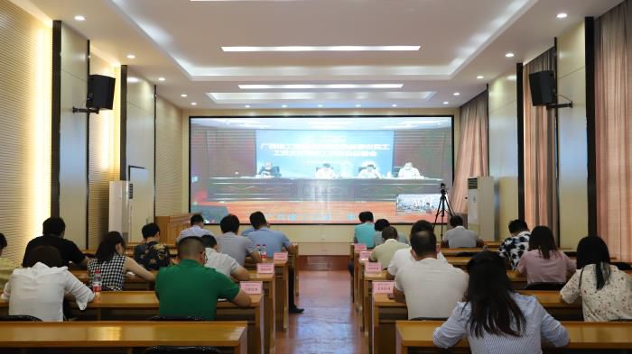 9.1总承包公司分会场。。。。。。李立云 摄700.JPG