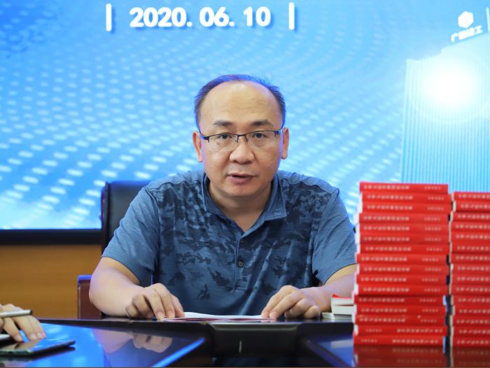 陆烜讲话。。。。。李立云 摄.JPG.jpg