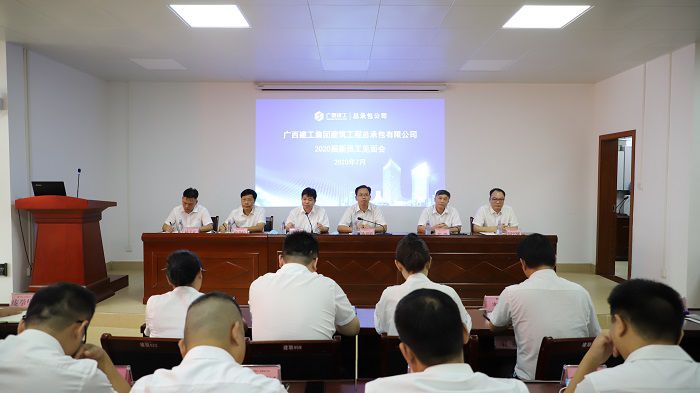 出席聚会的公司向导。。。。李立云 摄2.JPG