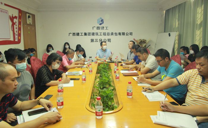 聚会现场。。。。邓灿滨 摄.jpg