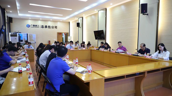 聚会现场.JPG