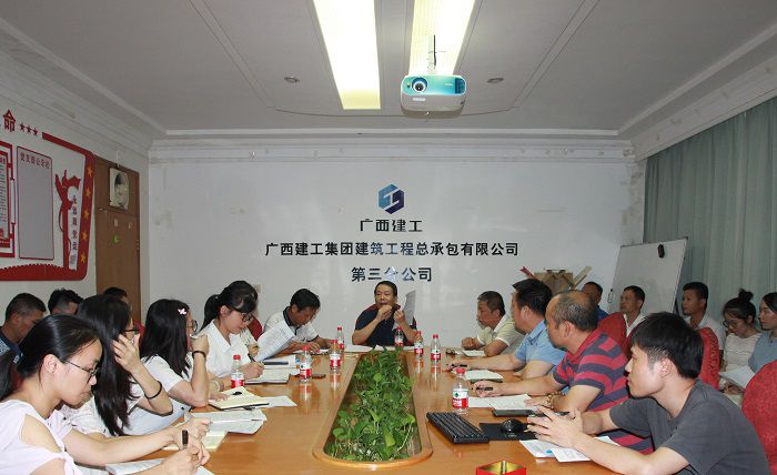 聚会现场。。。邓灿滨 摄.JPG