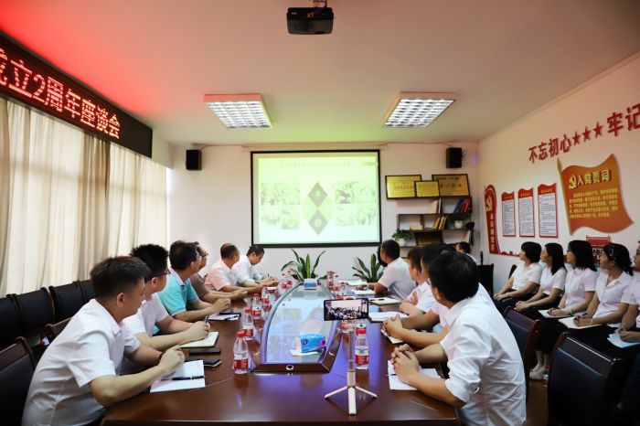 19聚会现场。。。。。杨钰 摄_副本.jpg