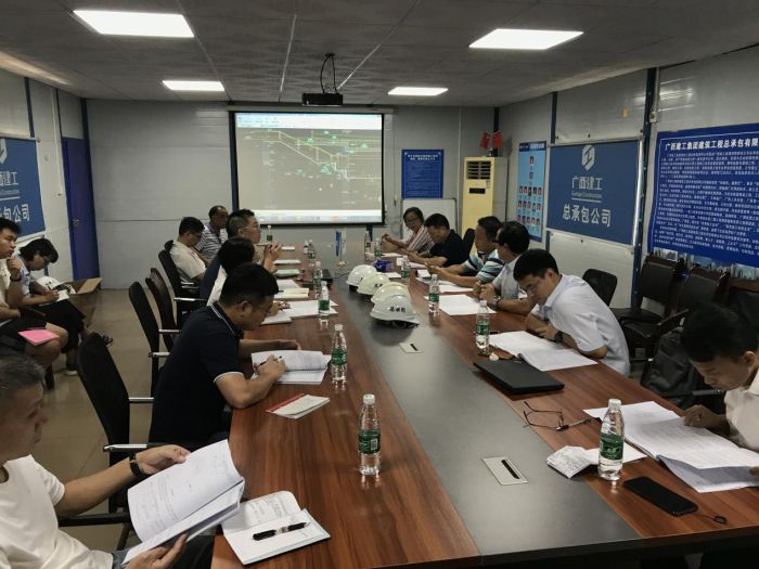 21聚会现场。。。。。。陈东 摄.jpg