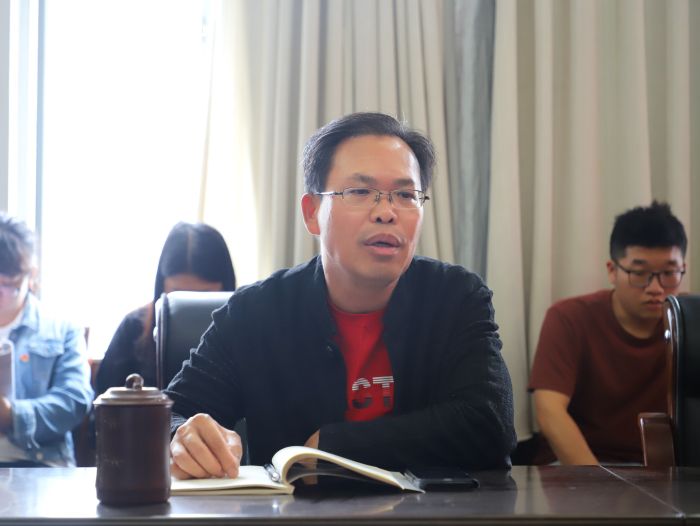 陈祖训作讲话。。。谭龙 摄.jpg