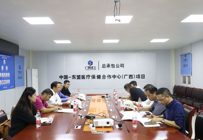 聚会现场。。。。 刘萌萌摄.jpg