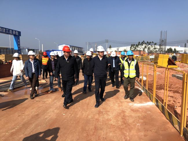 调研现场。。。祁建强 摄.jpg