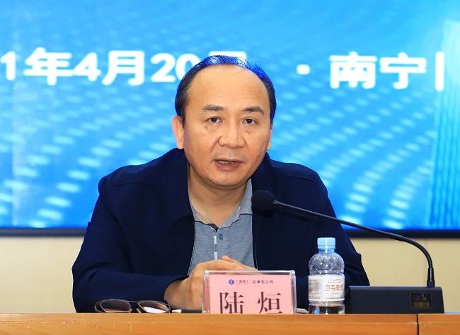 陆烜讲话。。。李立云 摄（修图）.jpg