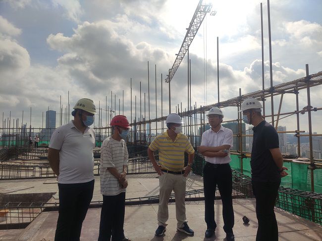 检查现场。。卢文清 摄（修图）.jpg