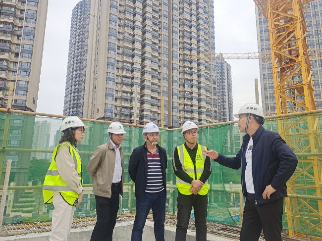 检查项目现场。。。。。。张润芳 摄（修图）.jpg