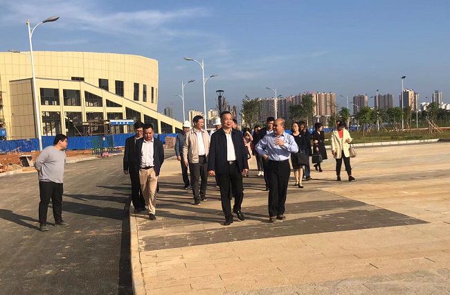 调研现场。。何传康 摄（修图）.jpg