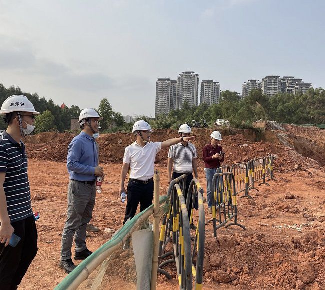 检查现场。。。梁荣程 摄（修图）.jpg