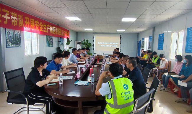 聚会现场。。。。。。陈坤钊 摄（修图）.jpg