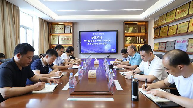 聚会现。。。ㄐ尥迹.jpg