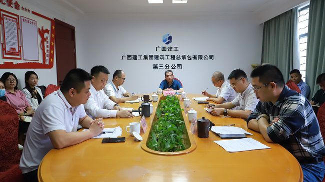 聚会现。。。。ㄐ尥迹.jpg