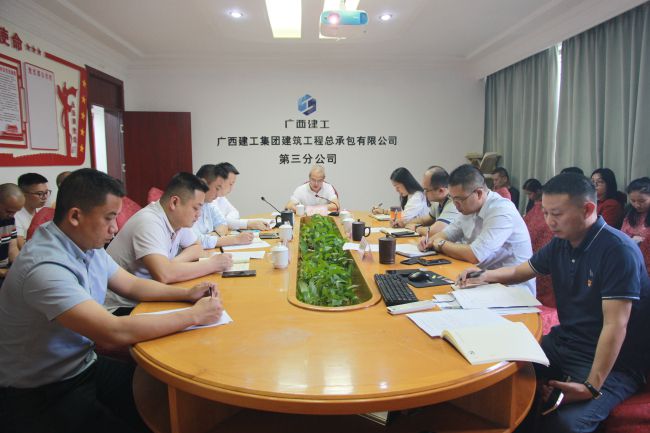 聚会现场。。。。。。梁红玉 摄（修图）.jpg