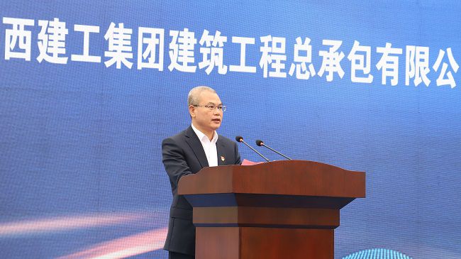 邓少新致辞。。杨钰 摄（修图）.jpg