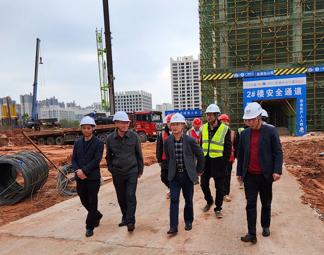 检查指导现场。。。。。林颖翔 摄（修图）.jpg