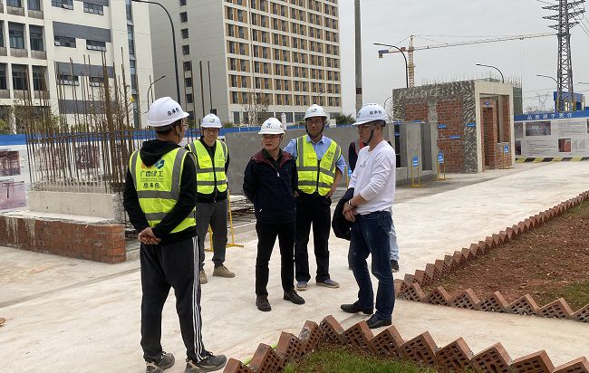 检查指导现场。。郭奎君 摄（修图）.jpg