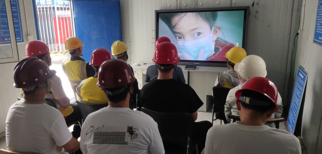 寓目教育视频。。。。。；；；普鹩 摄（修图）.jpg